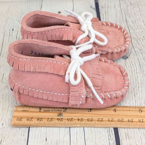 Minnetonka Infant Suede Moccasin Booties with Fringe – Soft Sole, Anti-Slip Grip - Picture 8 of 9